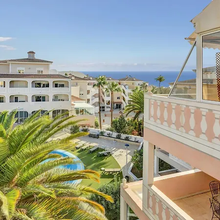 Atlantic Breeze, Bright Big Terrace, Pool, Wifi