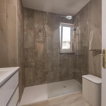 Apartment Atlantic Breeze, Bright Big Terrace, Pool, Wifi Chayofa