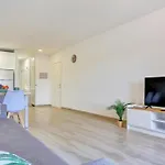 Atlantic Breeze, Bright Big Terrace, Pool, Wifi 아파트 Chayofa