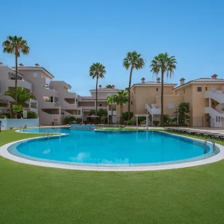 Atlantic Breeze, Bright Big Terrace, Pool, Wifi Apartamento Chayofa