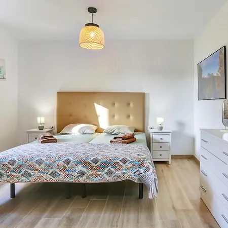 Apartamento Atlantic Breeze, Bright Big Terrace, Pool, Wifi *