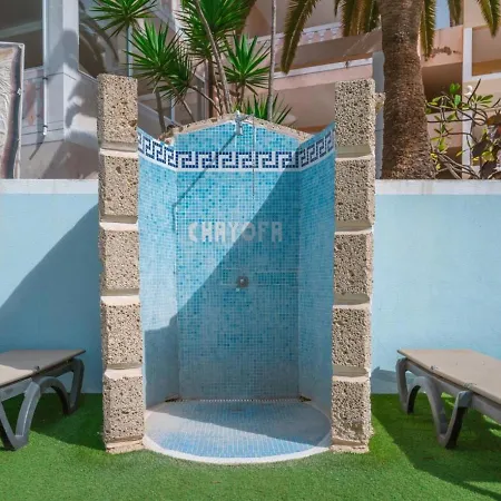 公寓 Atlantic Breeze, Bright Big Terrace, Pool, Wifi *